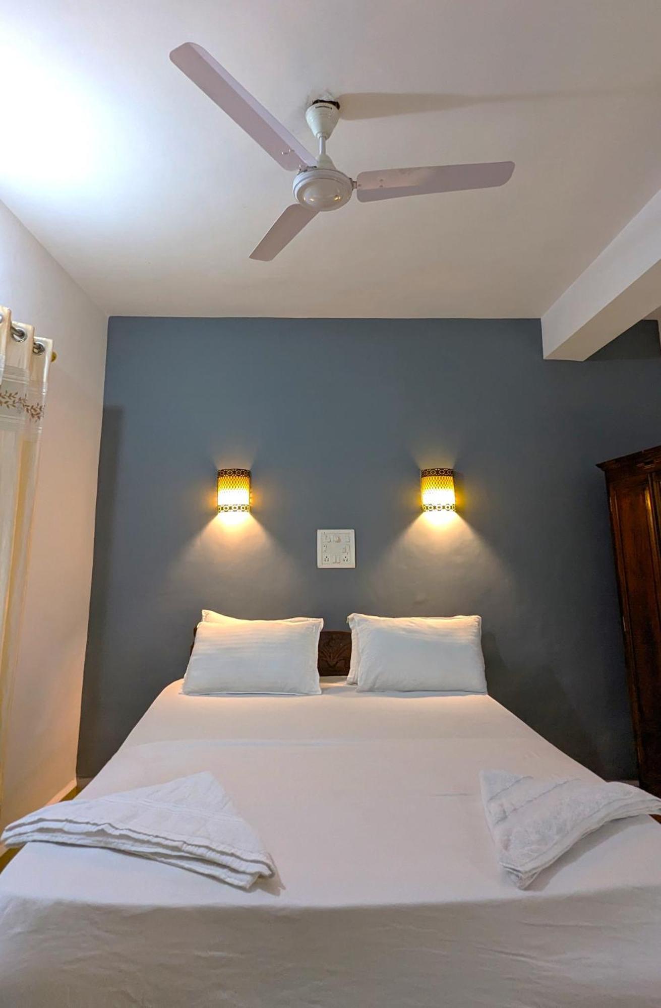 Santana Guest House Agonda Exterior photo